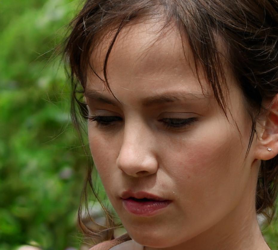 Portrait d'Alix Rousseau, spécialiste en coaching financier